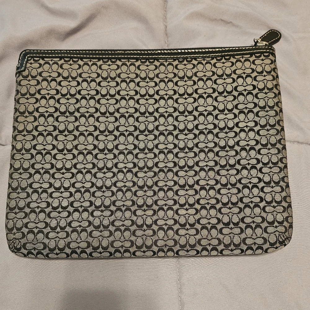 NWOT Coach Signature Black and Gray Tablet Case